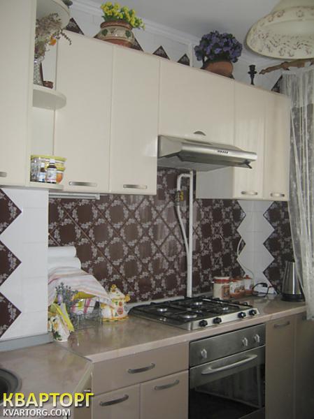Sell 2-room apartment. Киев, Воссоединения пр — photo 1