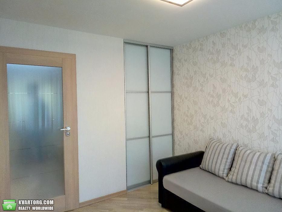 Rent out 3-room apartment. Киев,  Леси Украинки бул — photo 6