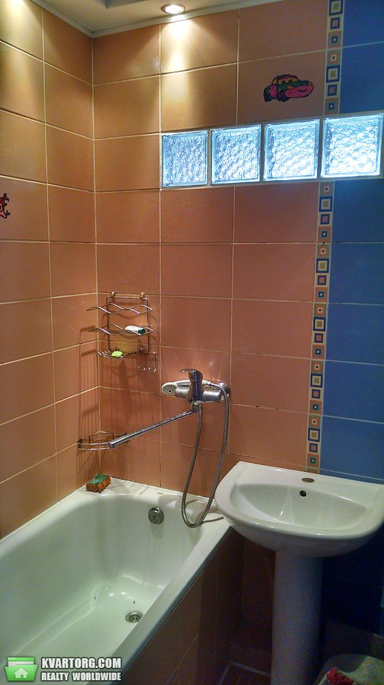 Sell 2-room apartment. Киев,  Краснова — photo 9