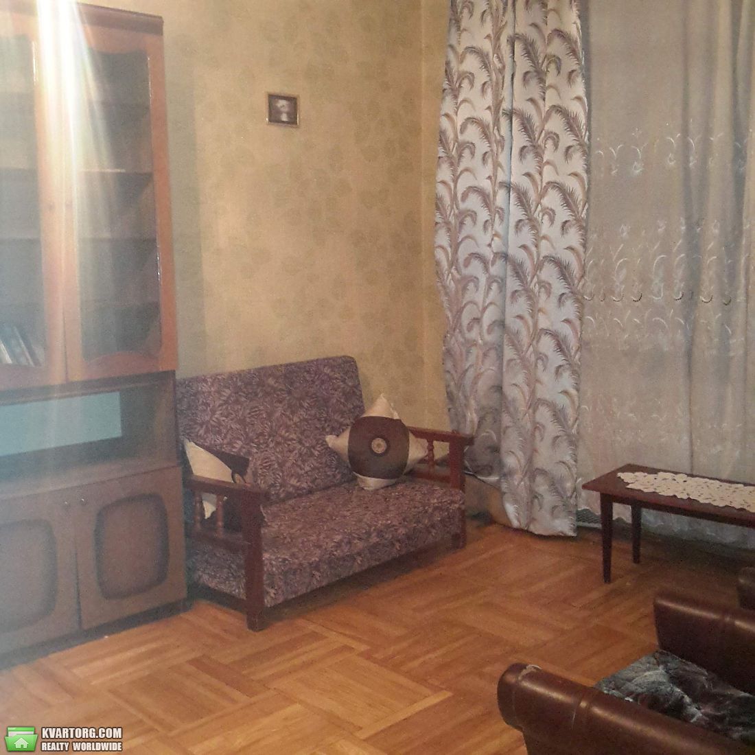 Rent out 1-room apartment. Киев,  Вышгородская — photo 3