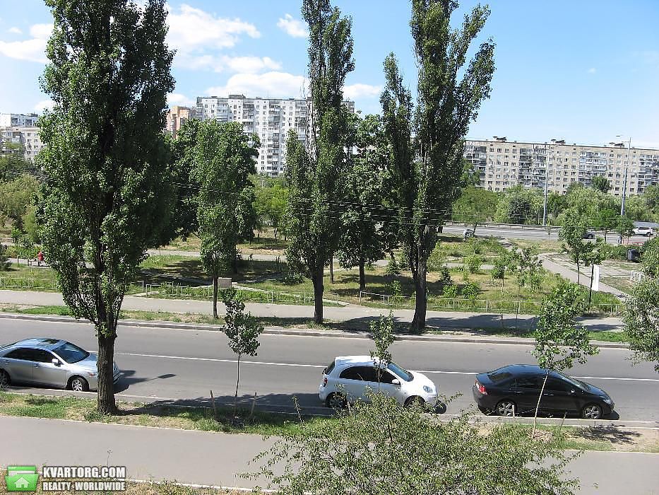 Sell 4-room apartment. Киев,  Серафимовича — photo 9