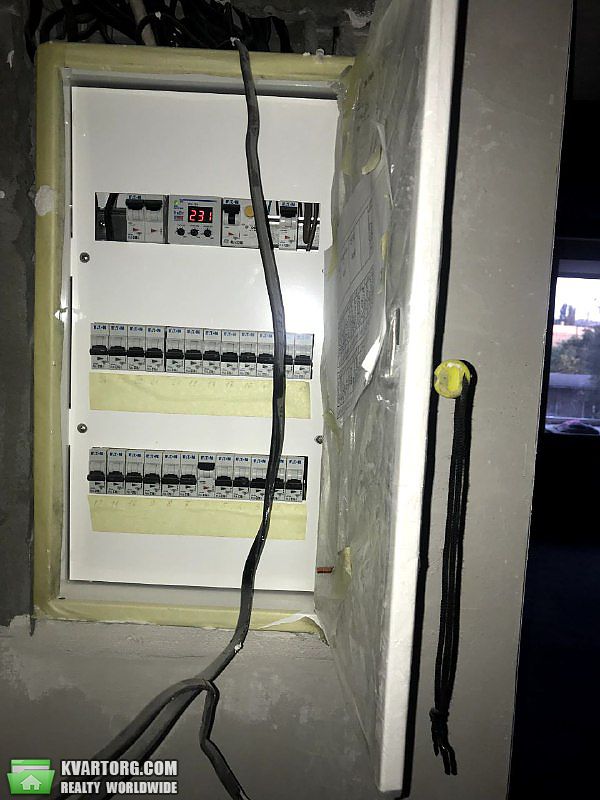 Sell 3-room apartment. Днепропетровск, Кобзарская — photo 2
