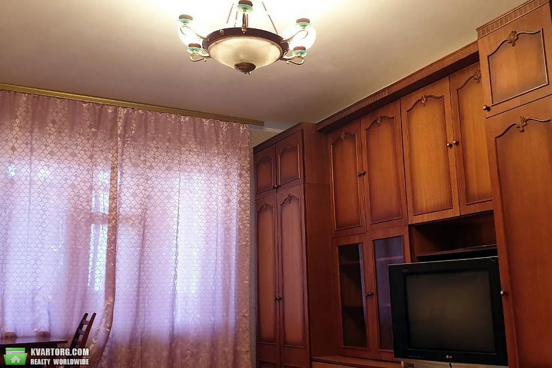 Sell 1-room apartment. Киев,  Хорольская — photo 3