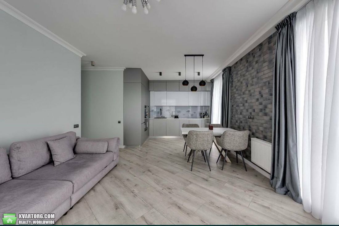 Rent out 2-room apartment. Киев,  Трутенко — photo 3