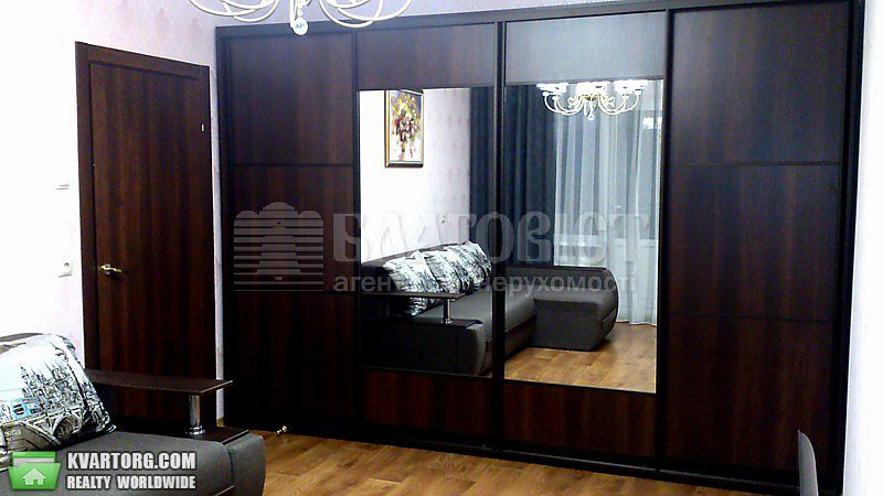 Rent out 2-room apartment. Киев, Данченка Сергея — photo 4