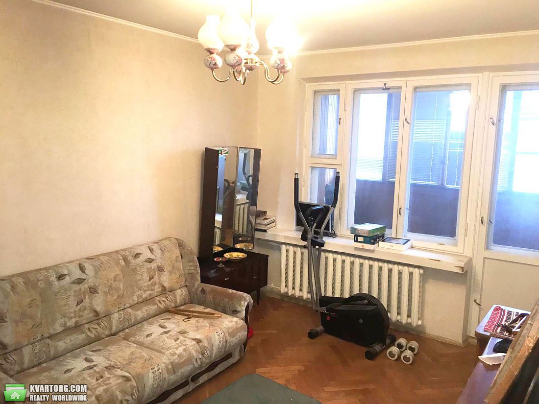 продам 4-комнатную квартиру Киев, ул. Дарницкий бул 1А - Фото 4