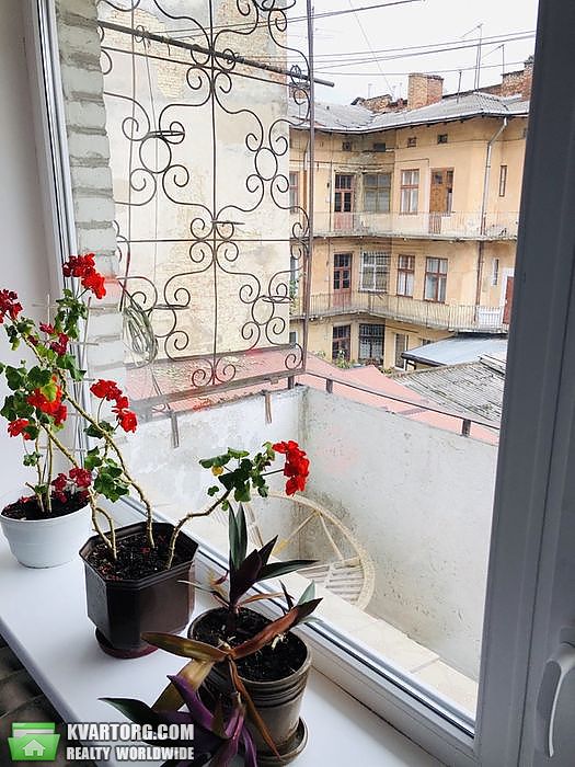Rent out 4-room apartment. Львов, Голубовича — photo 1