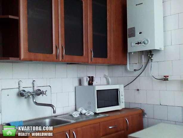 Rent out 2-room apartment. Киев,  Липская — photo 8