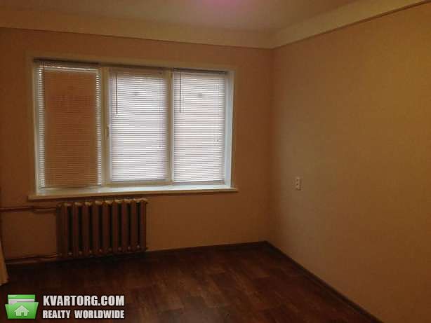 Sell 2-room apartment. Киев,  Труда бул — photo 7