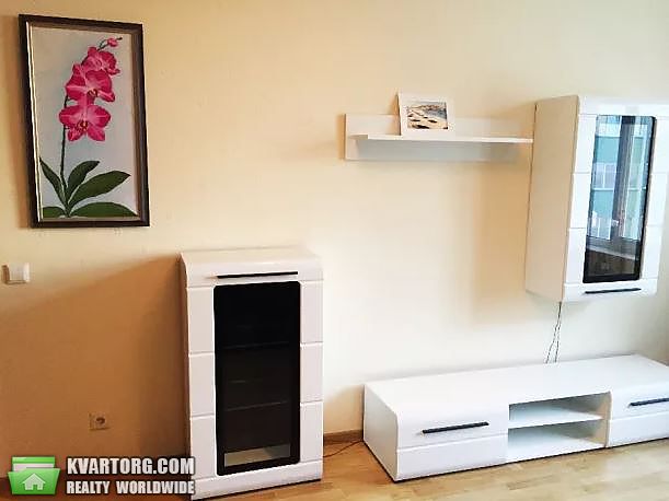 Rent out 1-room apartment. Киев, проспект Лобановского — photo 4