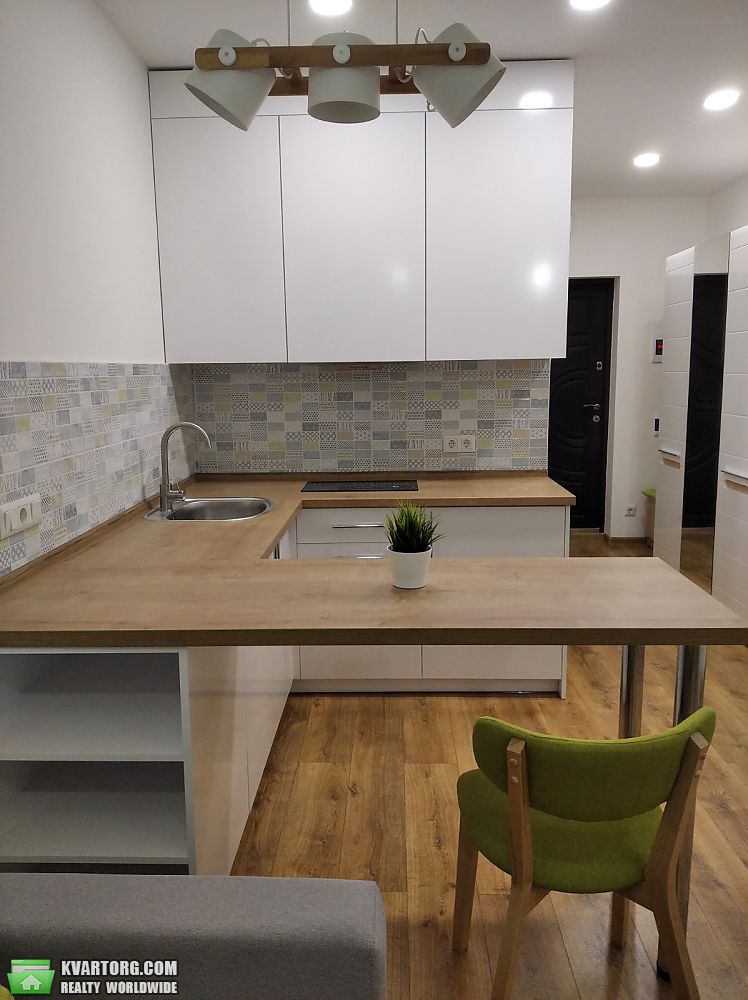 Rent out 1-room apartment. Киев, Полевая — photo 3