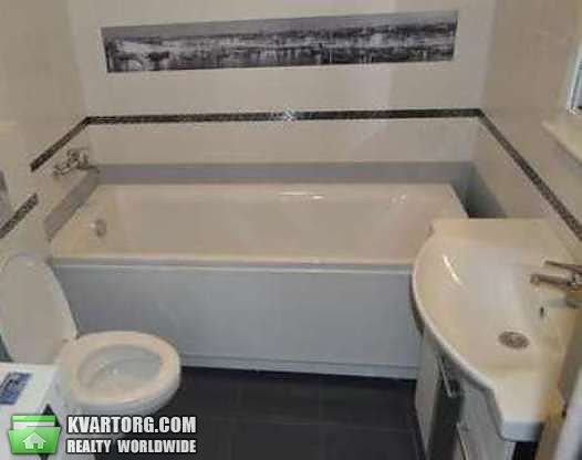 Rent out 3-room apartment. Киев,  Хорольская — photo 3