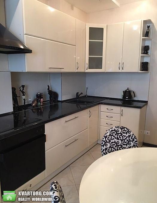 Sell 1-room apartment. Киев,  Драгоманова — photo 2