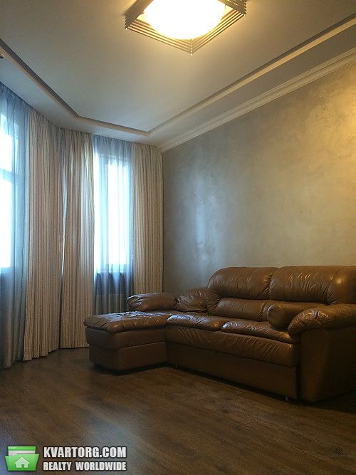 Rent out 2-room apartment. Киев,  Барбюса — photo 1