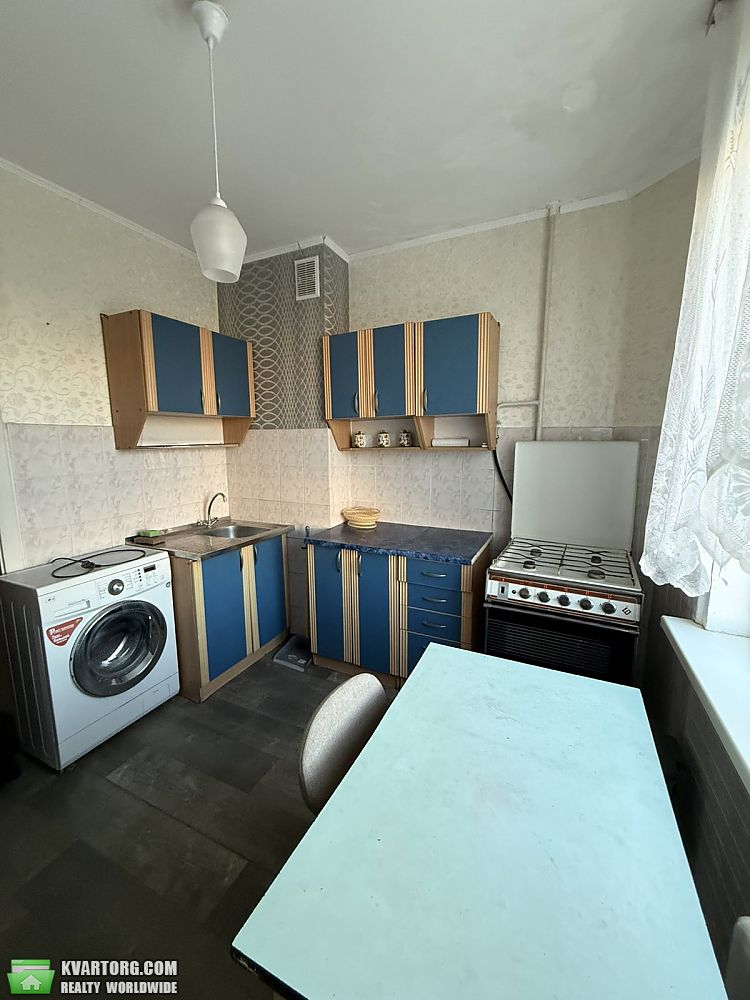 Rent out 1-room apartment. Киев, Тулузы — photo 8