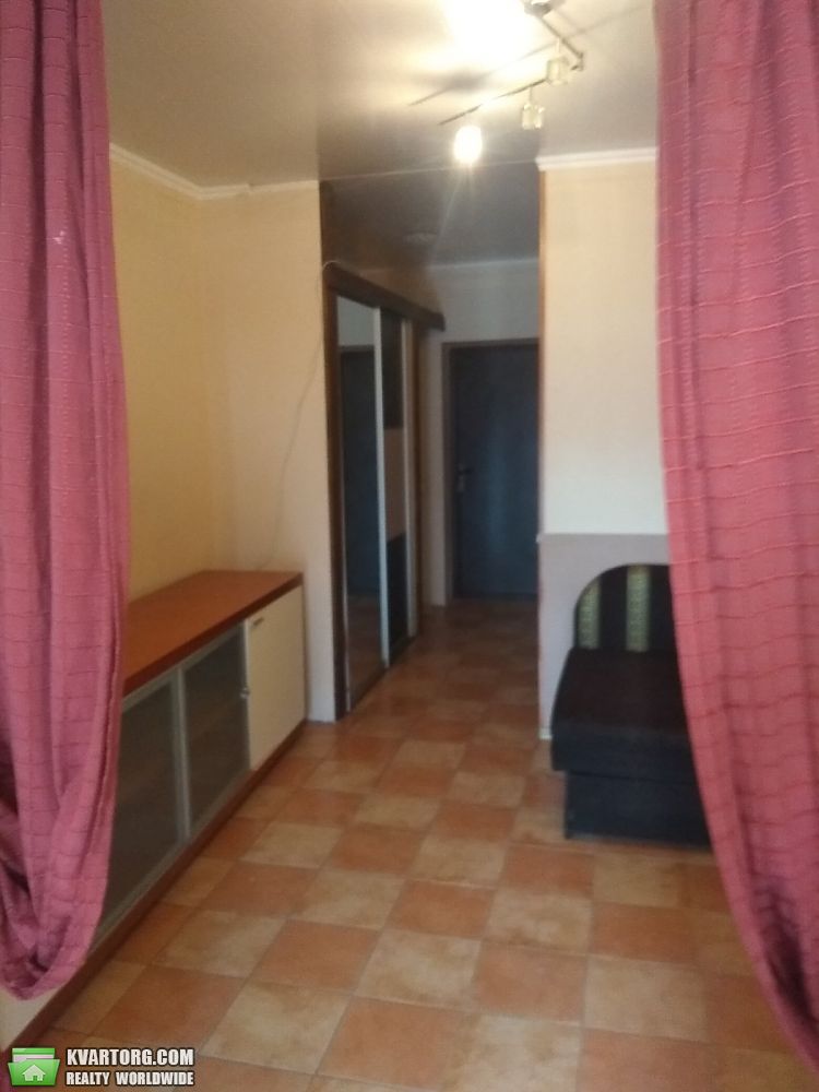 Sell 1-room apartment. Киевская обл., Леонида Каденюка — photo 1