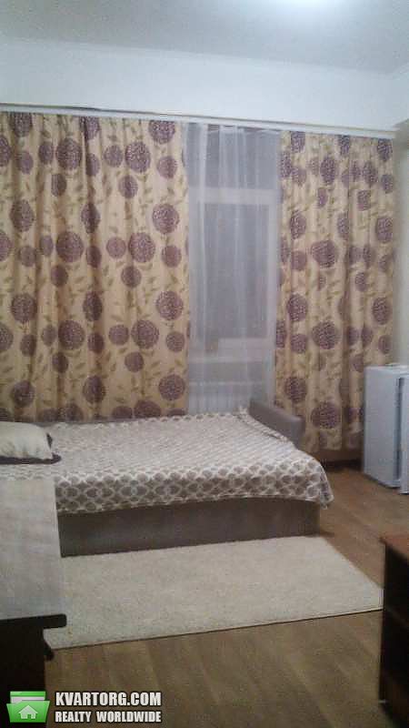 Rent out 1-room apartment. Харьков, Короленко — photo 1