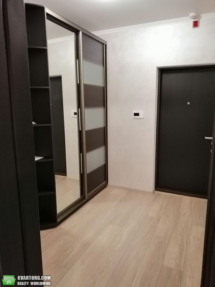 Rent out 1-room apartment. Киев,  Ревуцкого — photo 2