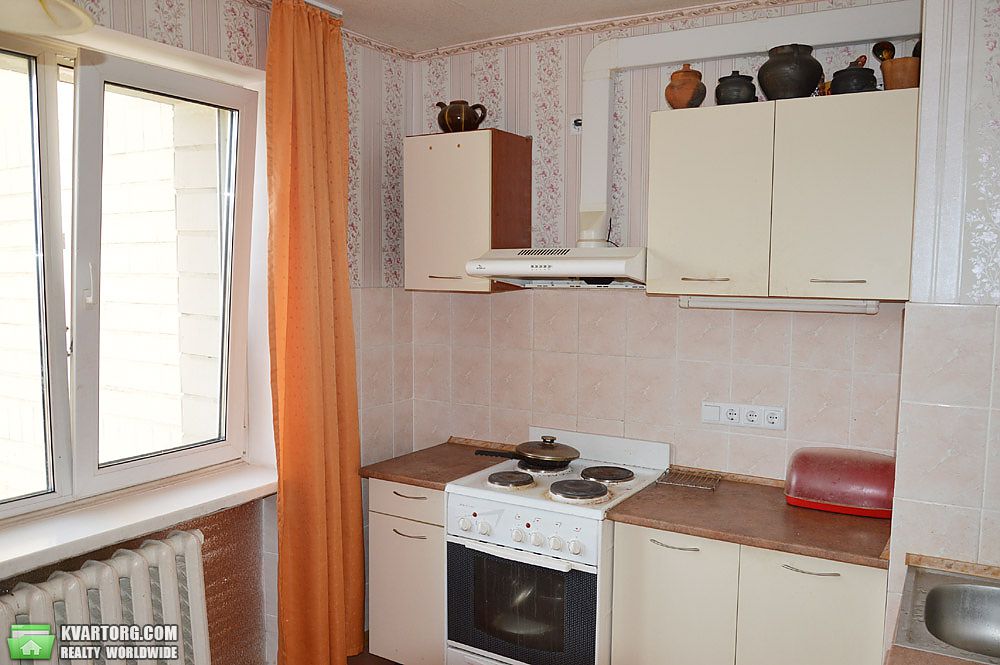 Rent out 2-room apartment. Киев,  Предславинская — photo 6