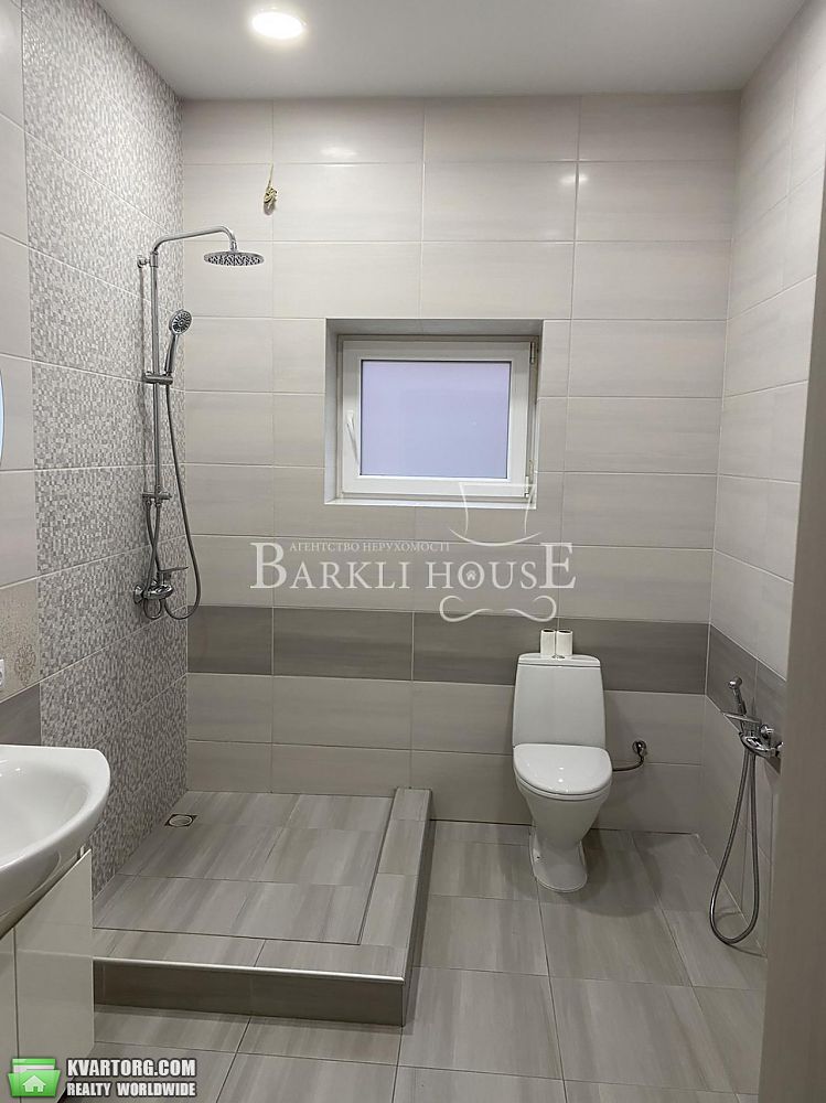 Rent out house. Киев,  Богатырская — photo 7