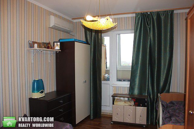 Sell 2-room apartment. Киев,  Симиренко — photo 4