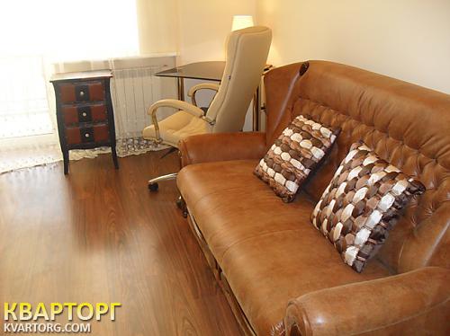 Rent out 3-room apartment. Киев,  Крещатик — photo 4