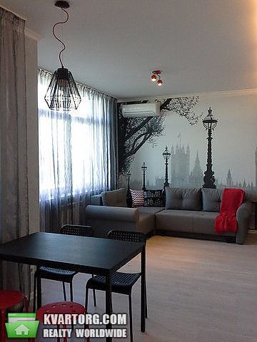 Rent out 2-room apartment. Киев,  Большая Васильковская — photo 1
