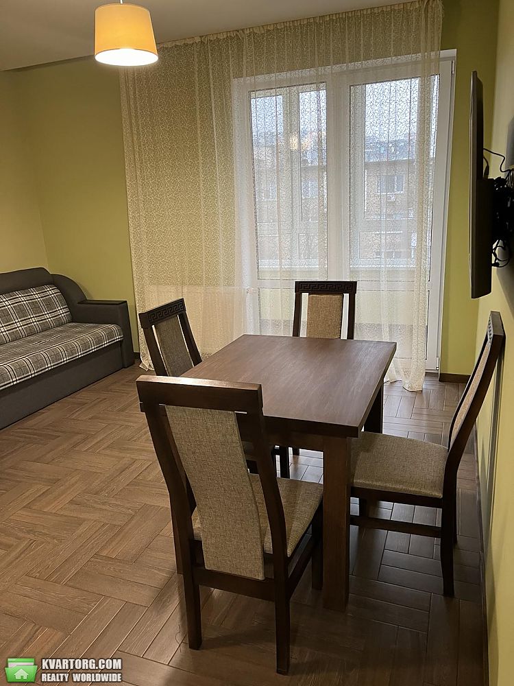 Rent out 2-room apartment. Киев,  Шолуденко — photo 5