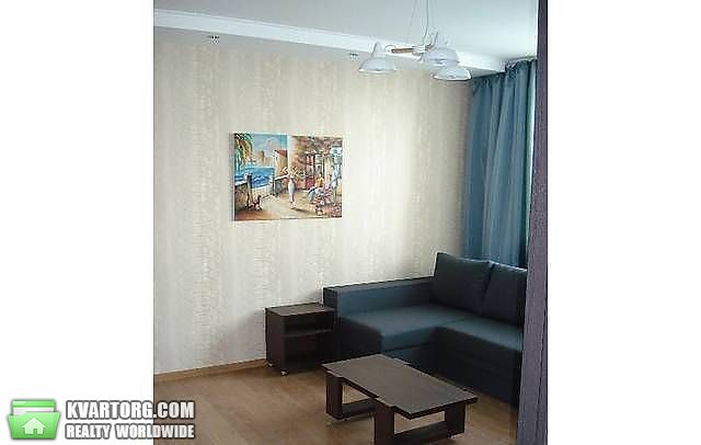 Rent out 2-room apartment. Киев, Сикорского ул. — photo 2