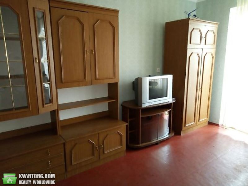 Sell 2-room apartment. Киев,  Радунская — photo 1