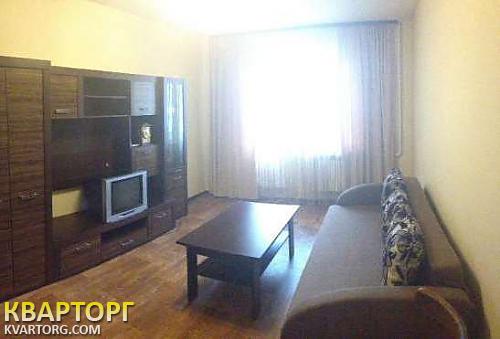 Rent out 1-room apartment. Киев, Кошица — photo 2