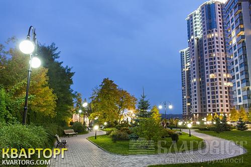 Sell 3-room apartment. Киев,  Драгомирова — photo 1