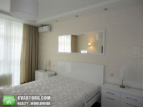 Rent out 2-room apartment. Киев, Драгомирова — photo 7