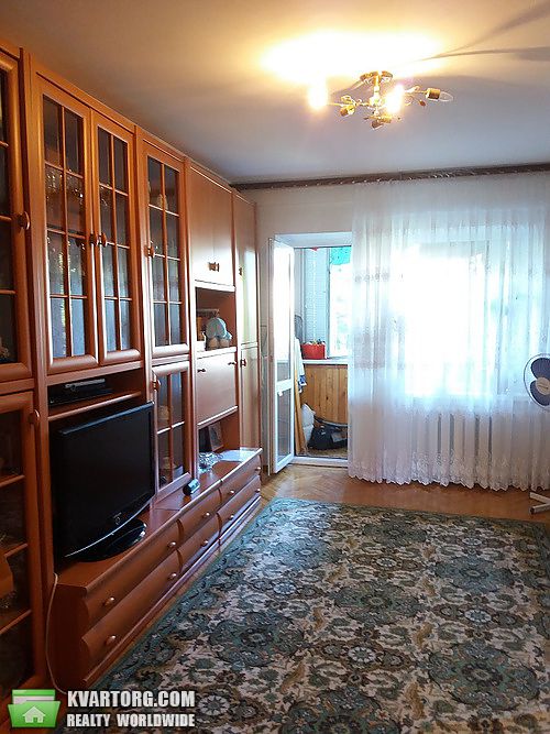 Sell 2-room apartment. Киев,  Воскресенская — photo 3