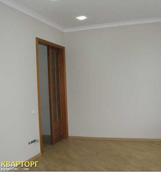 Rent out office. Киев,  Бассейная — photo 1