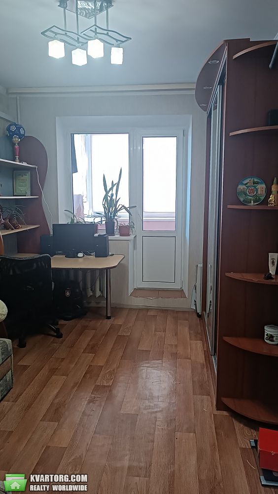 Rent out 2-room apartment. Киев,  Радужная — photo 10