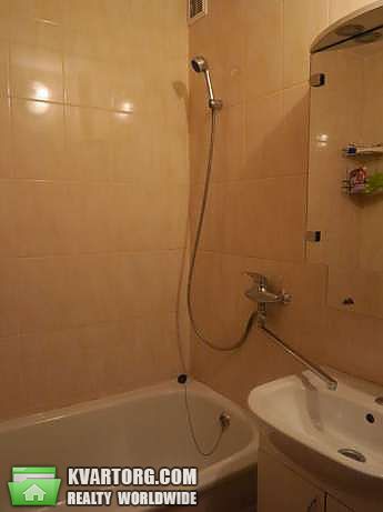 Rent out 3-room apartment. Киев,  Автозаводская — photo 5