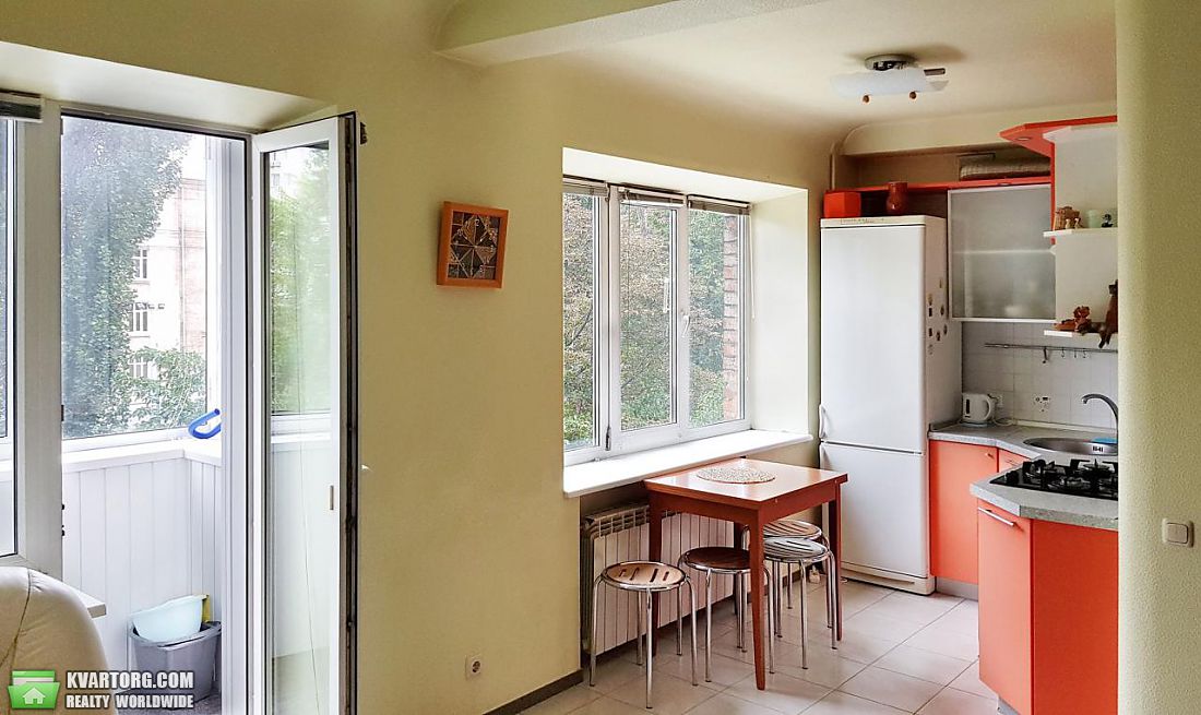 Rent out 3-room apartment. Киев,  Гоголевская — photo 10