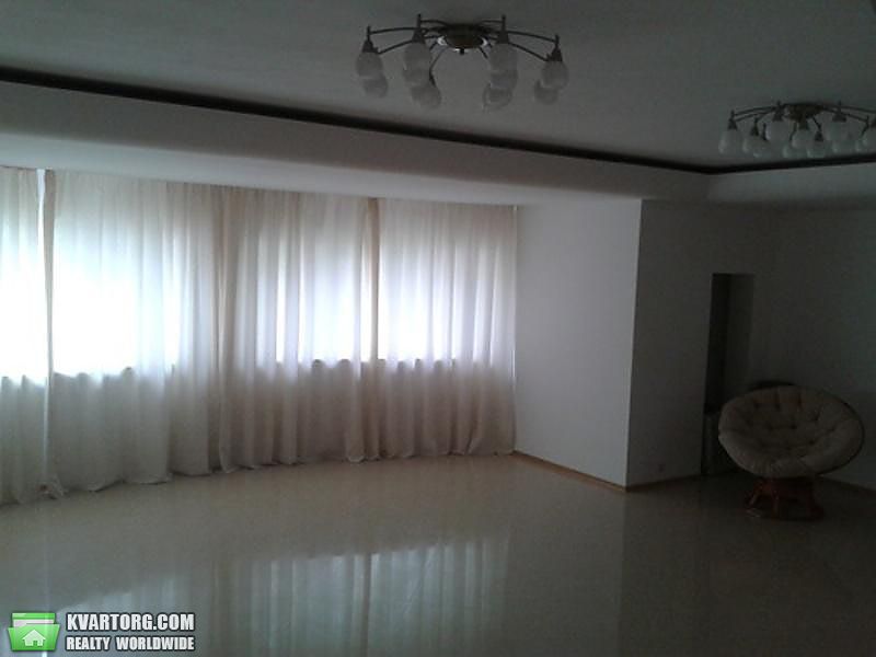 Rent out house. Киев,  Уральская — photo 5