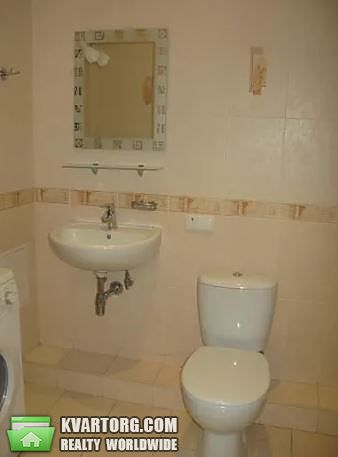 Rent out 3-room apartment. Киев,  Дмитриевская — photo 10