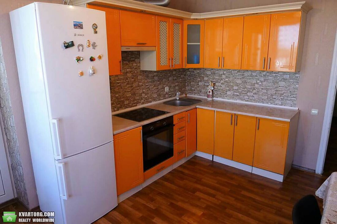 Rent out 1-room apartment. Киев,  Ломоносова — photo 1