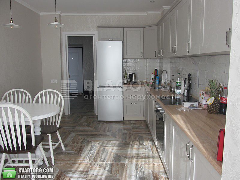 Rent out 1-room apartment. Киев,  Конева — photo 5