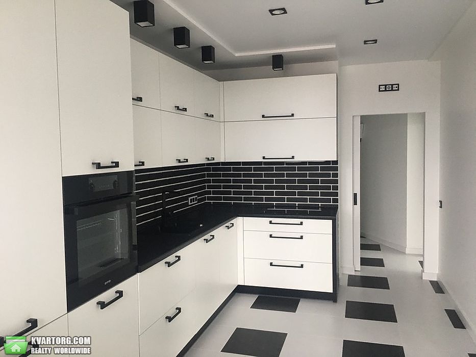 Rent out 2-room apartment. Львов, Кульпарківська — photo 3