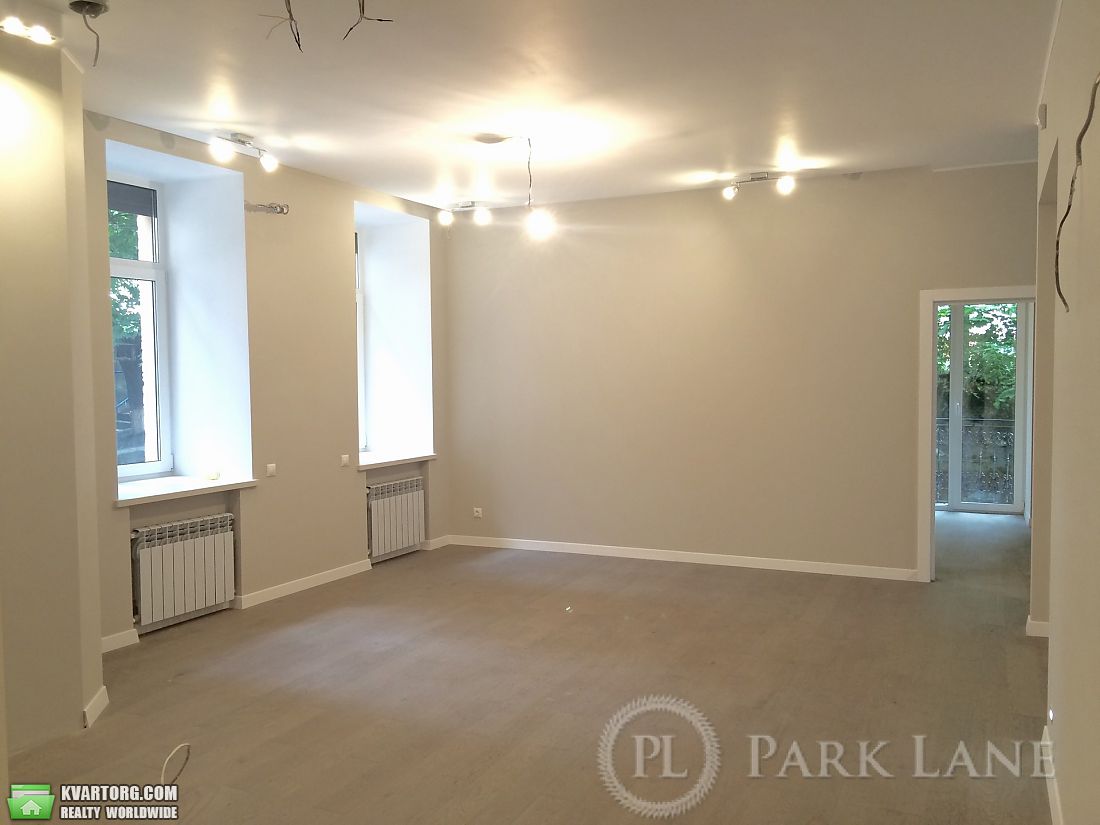 Sell 3-room apartment. Киев,  Тургеневская — photo 1