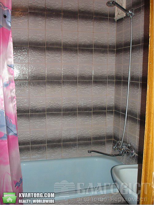 Sell 3-room apartment. Киев,  Драгомирова — photo 7