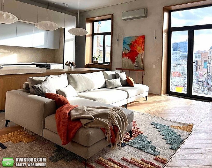 Sell 3-room apartment. Киев, Бессарабская пл. — photo 1