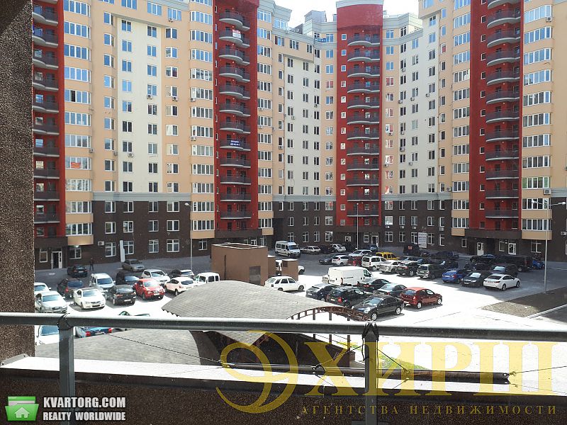 Sell 3-room apartment. Киев,  Ломоносова — photo 1