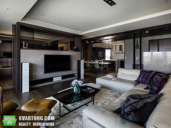 Sell 3-room apartment. Киев,  Жилянская — photo 1