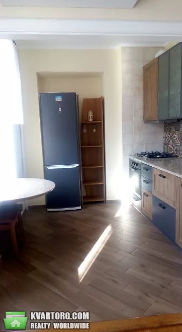Rent out 3-room apartment. Киев,  Липская — photo 2