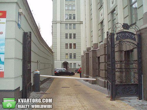 Sell 3-room apartment. Киев,  Гончара — photo 1